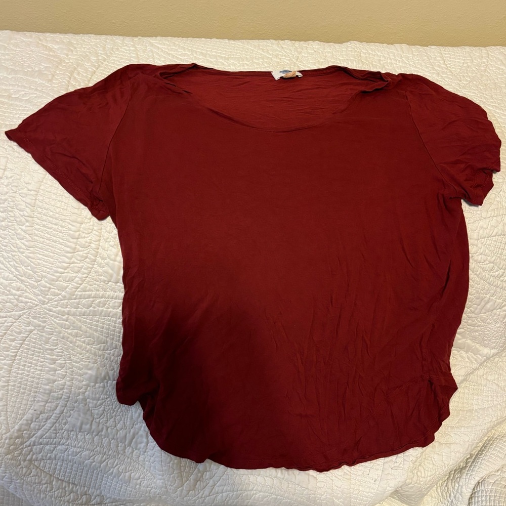 Red short sleeve top
